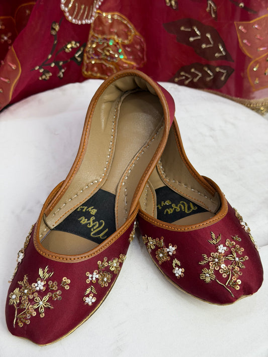 Riwayaat (Red)